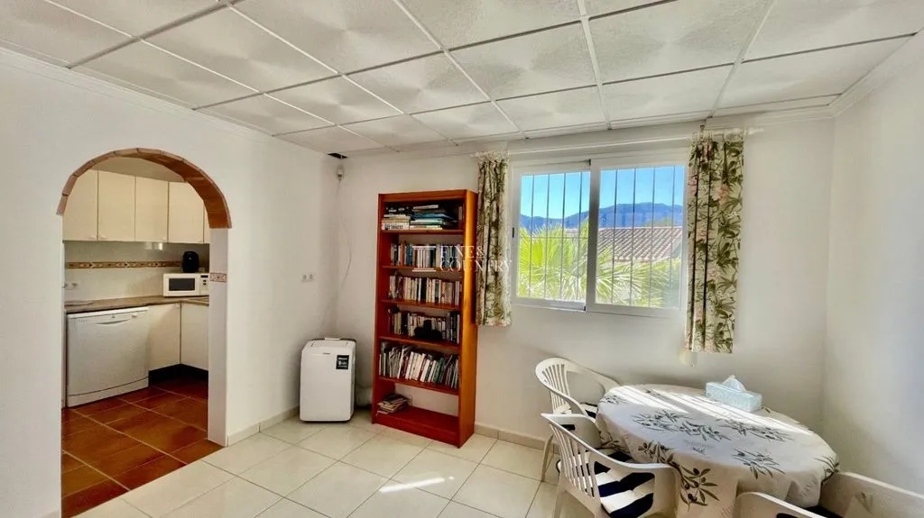 Salle à manger - Luxury Villa with Mountain Views in Jalón