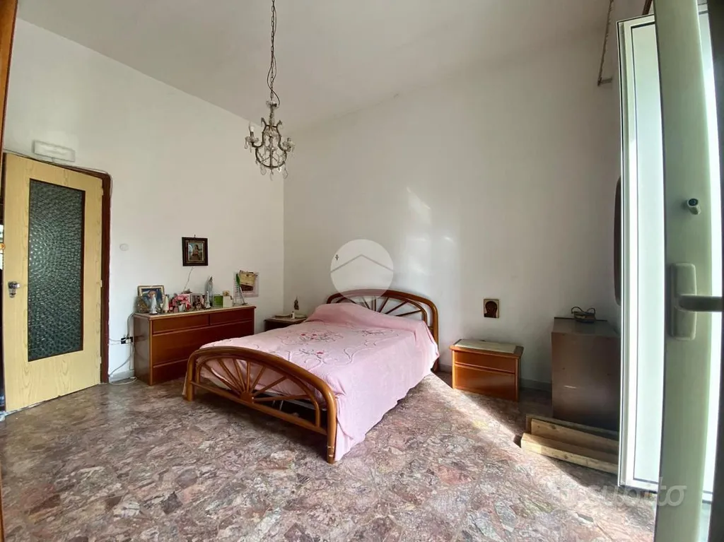 Chambres - 3-Room Apartment with Balcony in Naples