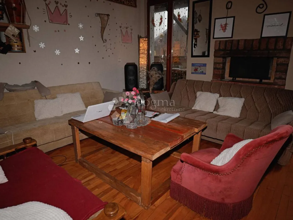 Séjour - Business Complex with Pool in Borovo