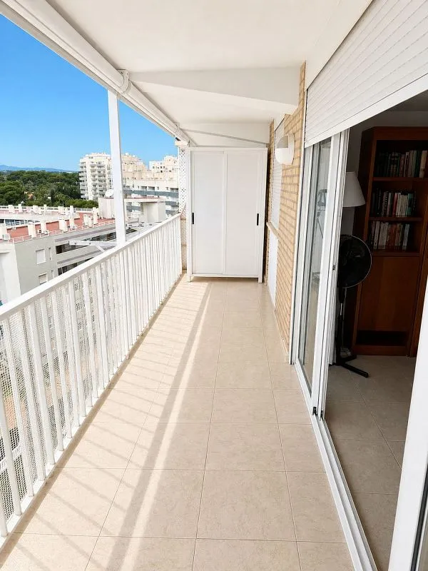 Rõdu - Apartment with Sea View and Pool in Private Residence
