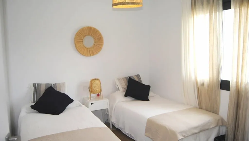 Chambres - Townhouse with Golf Access in Estepona
