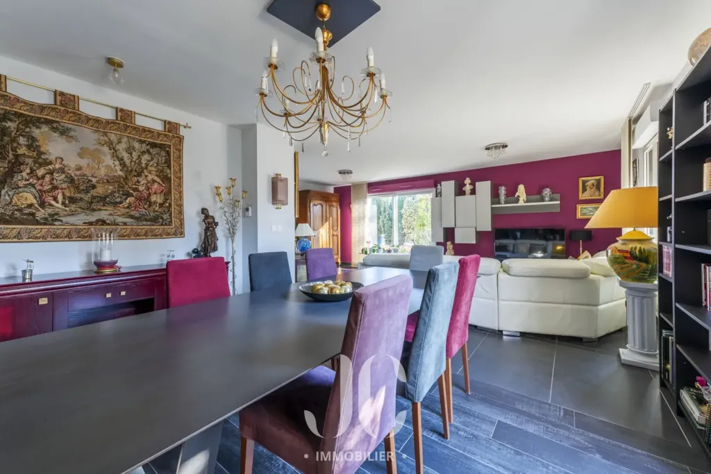 Söögituba - Luxury Flat with Terrace in Tassin-la-Demi-Lune