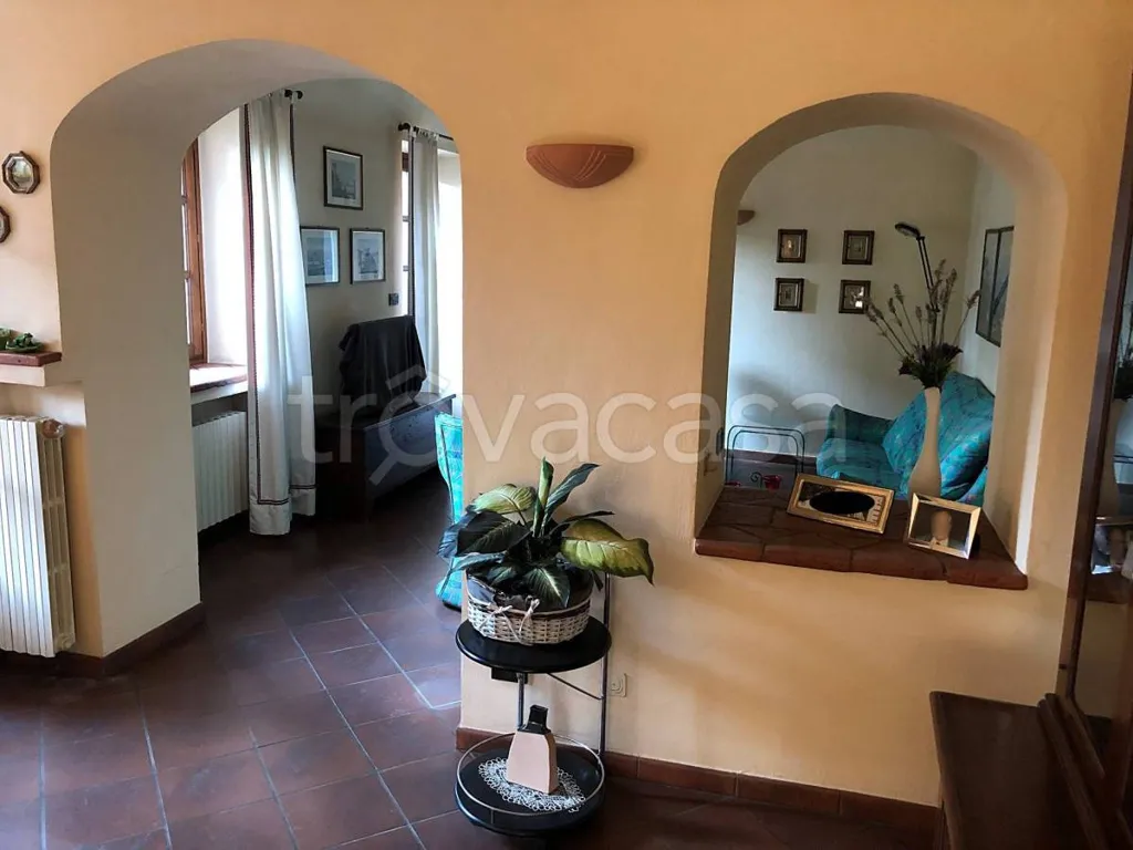 Hallway - Historic Villa with Panoramic View in Costigliole Saluzzo
