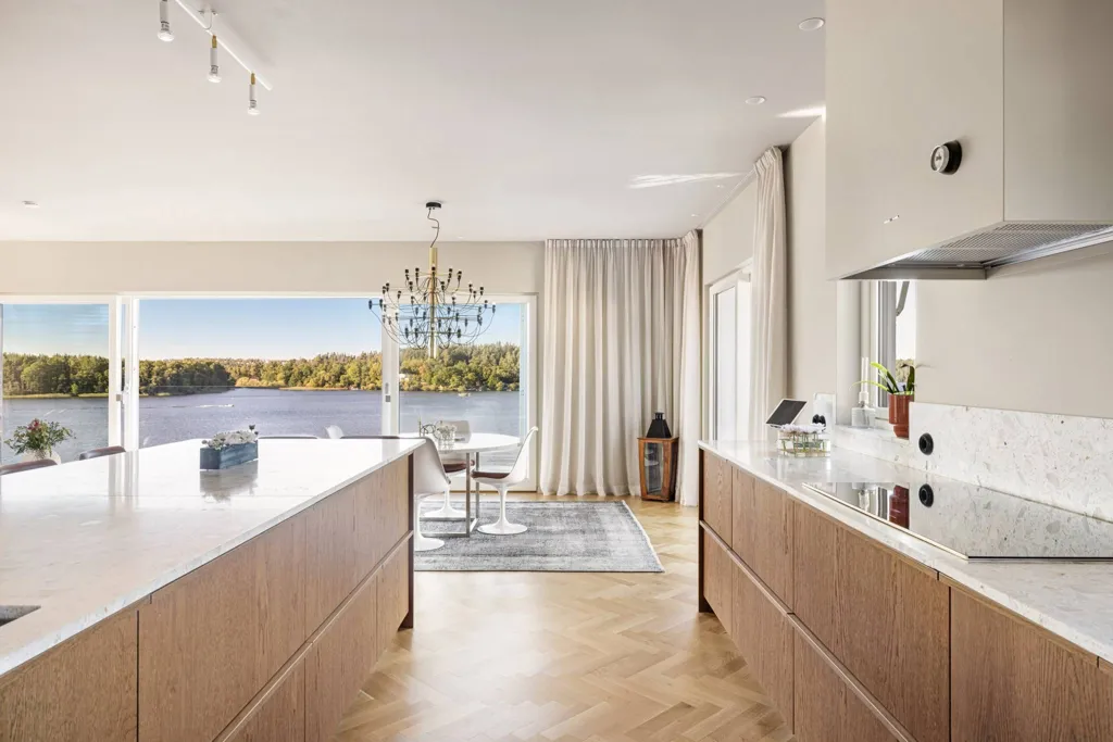 Kitchen - Modern Apartment with Mälaren View in Mälarhöjden