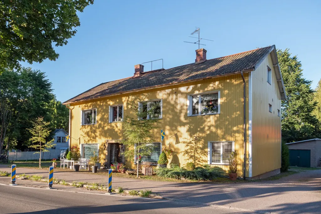 Välivaade - Large House with Workshop in Vartofta