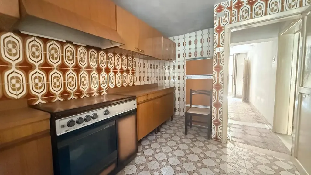 Independent House with Balconies in Modica