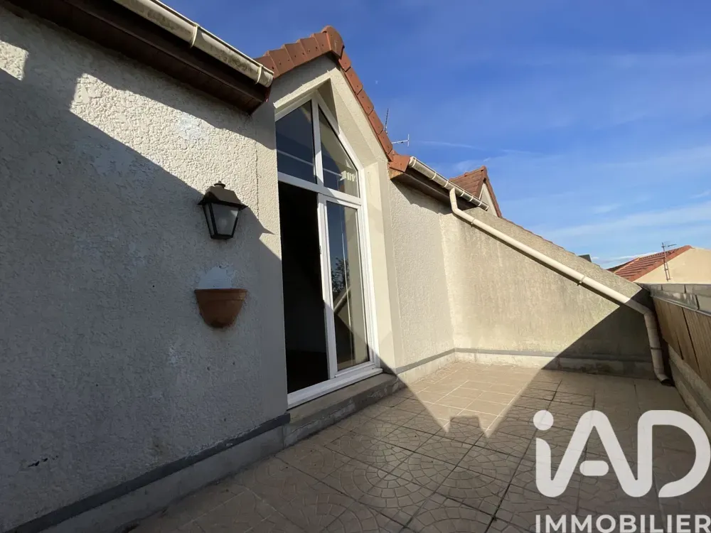 Terrasse - Duplex avec Terrasse Privative à Marcoussis