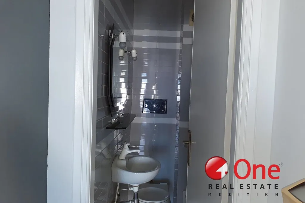 Vannitoad - Maisonette with Elevator in Palaio Faliro, Athens