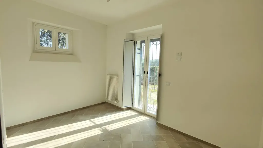 Pièces - Rustic House with Garden in Castignano