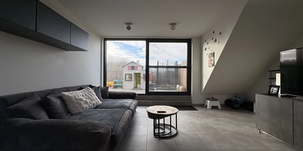 Elutuba - Eco-Friendly Duplex with Terrace in Herentals