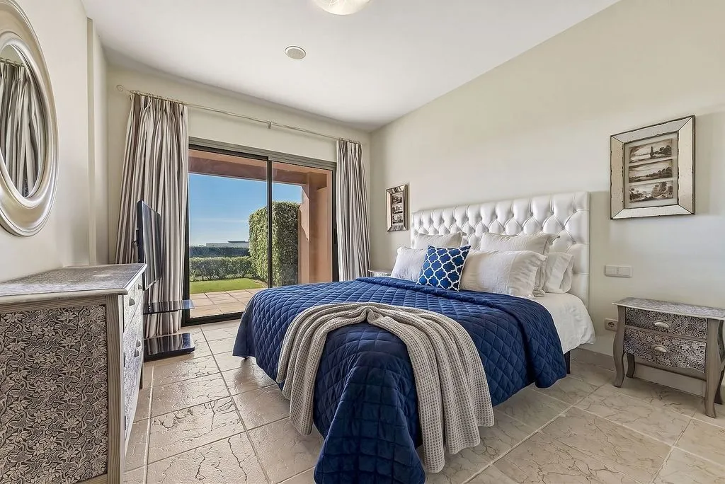 Magamistoad - Ground Floor Apartment with Pool in Benatalaya