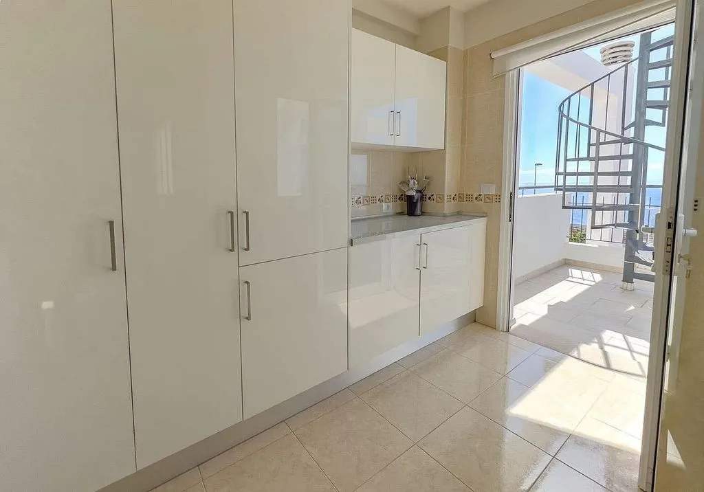 Cuisine - Luxury Apartment with Rooftop Terrace in Adeje