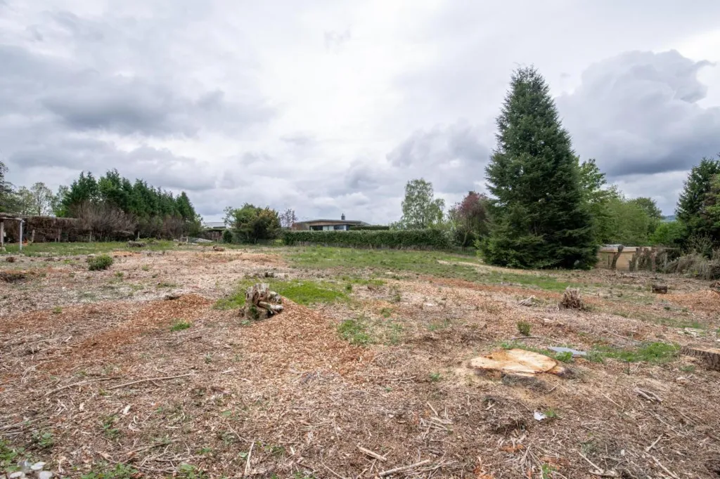 Aed - Buildable Plot with Optimal Layout in Priesmont