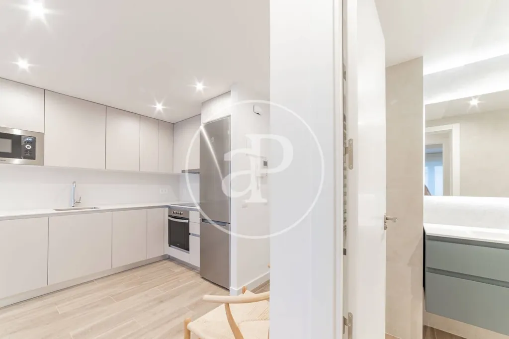 Köök - Renovated Apartment with Balcony in Madrid