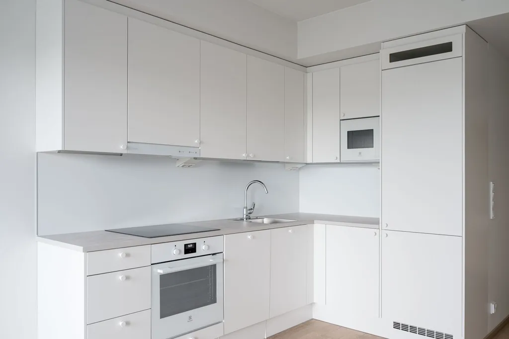 Köök - Modern Apartment with Forest View in Helsinki
