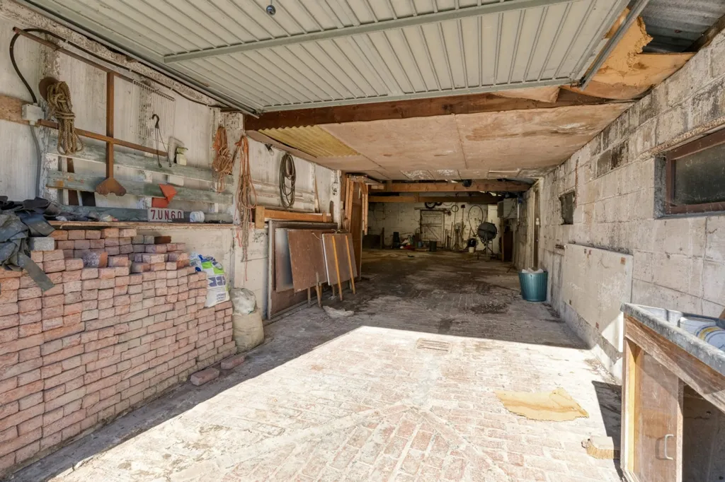 Half-Open House with Garden in Zarren Centre