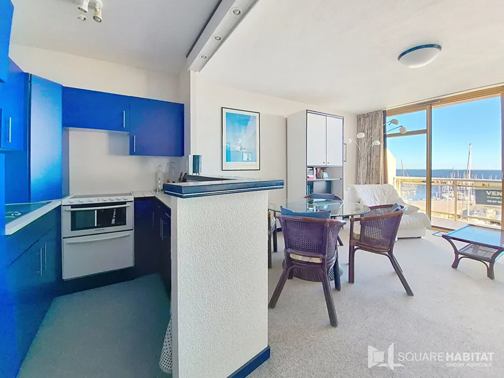 Kitchen - 3-Bed Apartment with Sea View in Quiberon