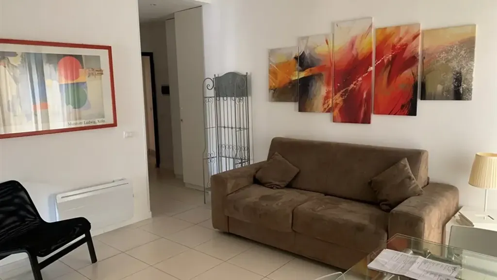 Elutuba - Furnished Flat with Balcony in Palermo