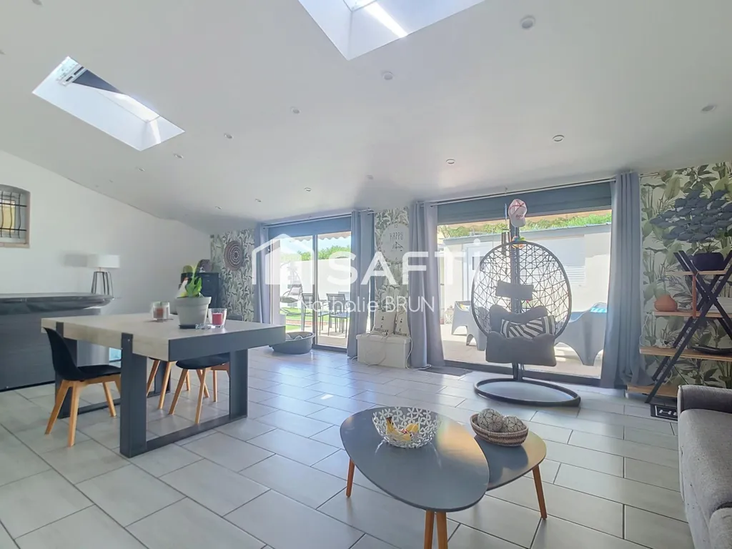 Séjour - Villa Rénovée avec Piscine à Marseillan