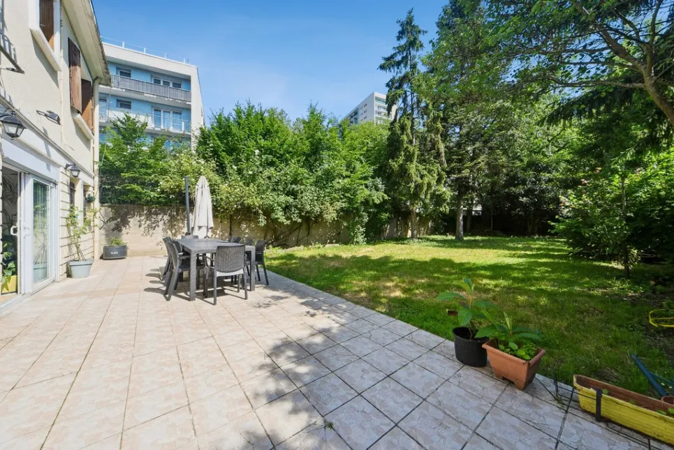 Giardino - House with 400m² Garden near Paris