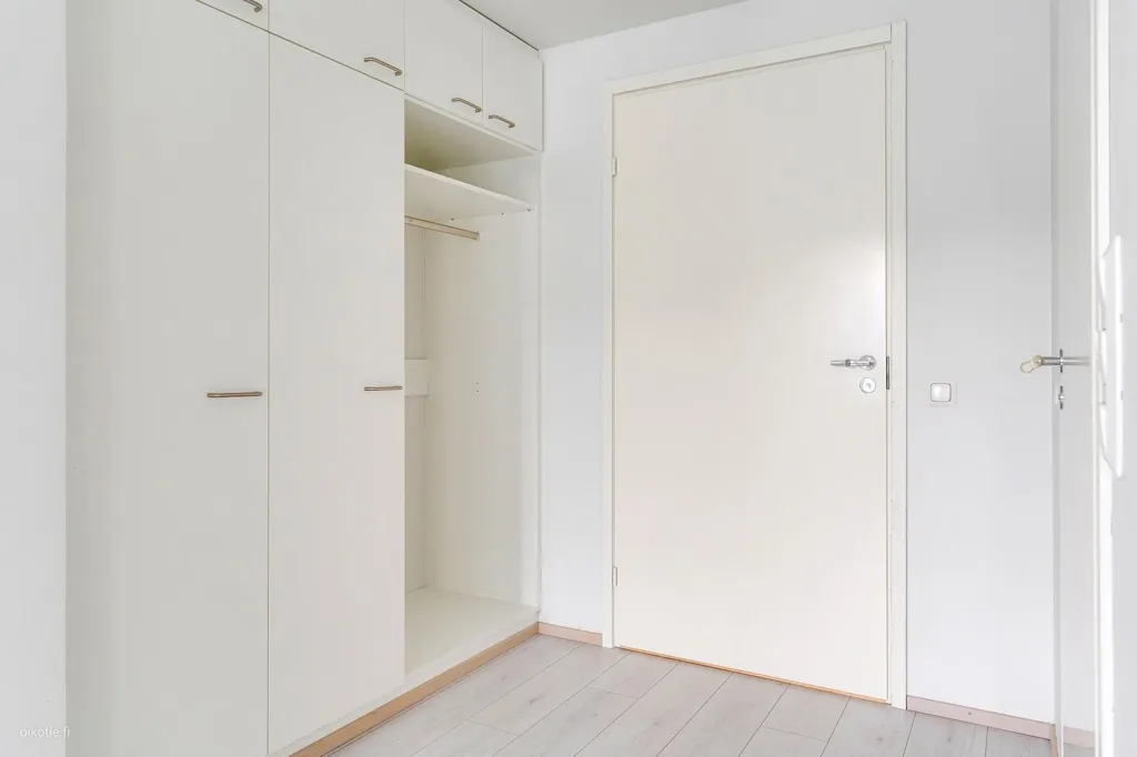 Pièces - Apartment with Balcony in Kivistö, Vantaa