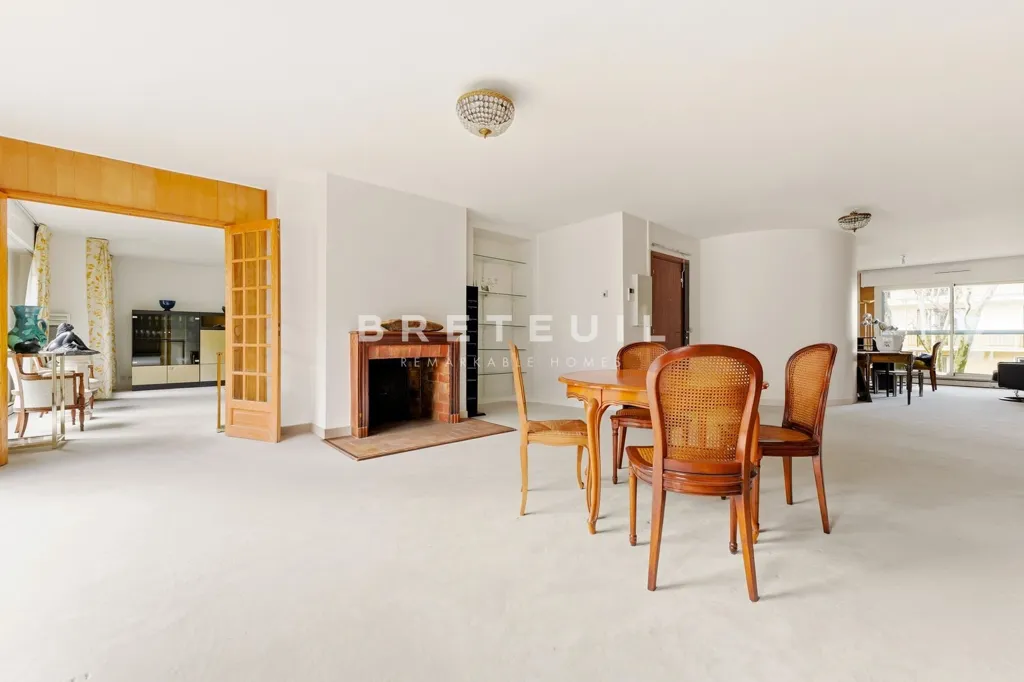Salle à manger - Appartement 5 pièces à Neuilly-sur-Seine