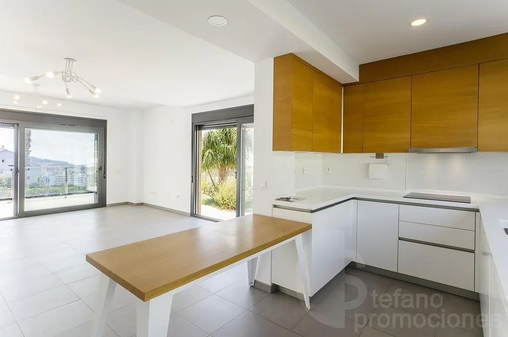 Cuisine - Luxury Villa with Sea Views in Málaga Este