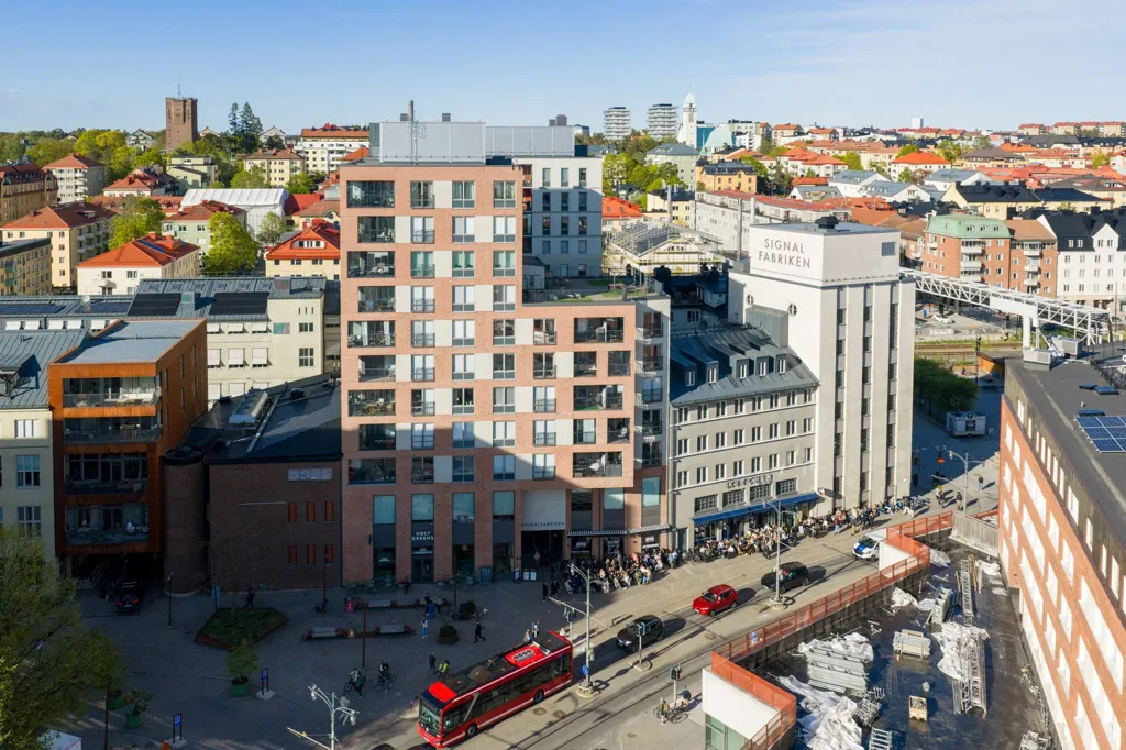 Õhuvaade - Apartment with Double Balconies in Sundbyberg