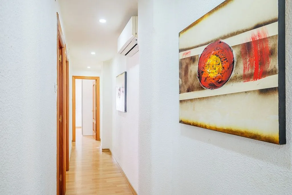 Entrée - 3-Bed Apartment with A/C in Zaragoza
