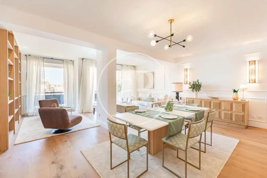 3 magamistoaga korter asukohas Madrid