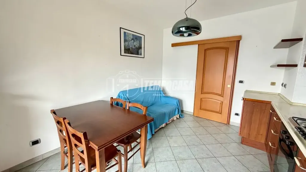 Salle à manger - Bright 2-Bedroom Apartment with Terraces in Torino