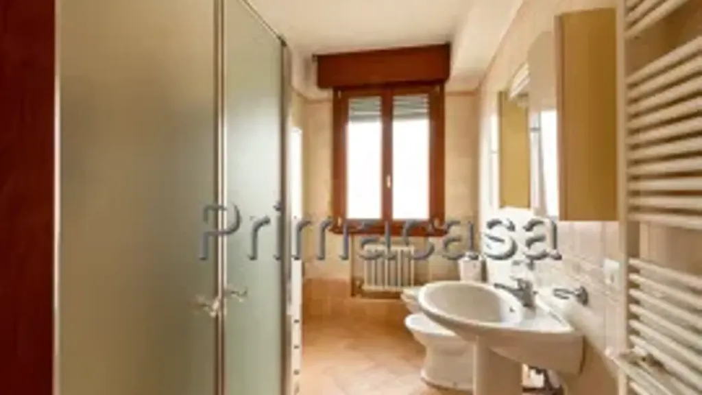 Salles de bain - Duplex Apartment with Garage in Rio Saliceto