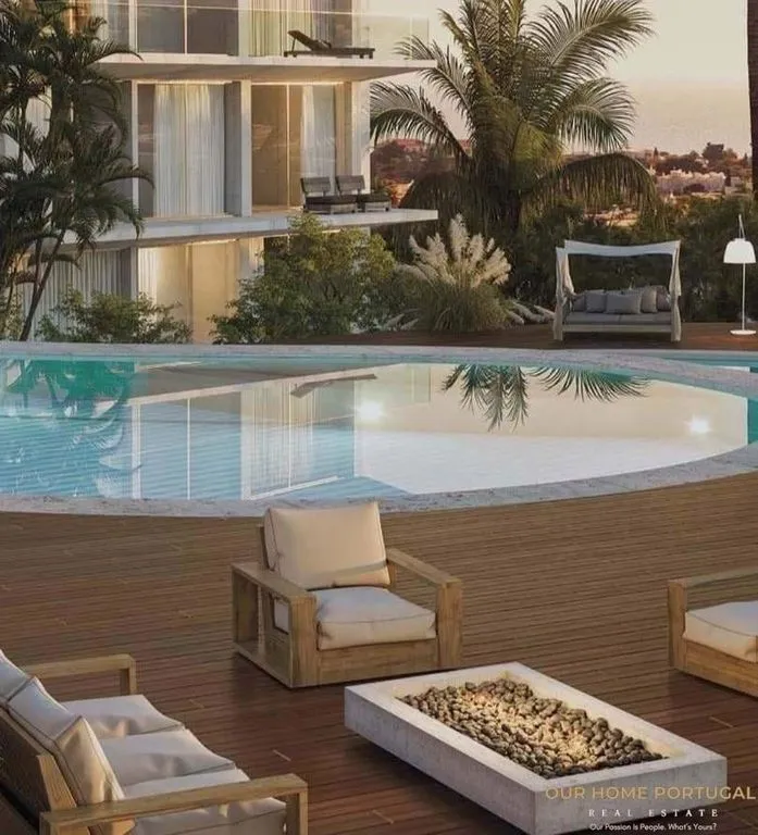 Pool - 2-Bedroom Apartment with Balcony in Carvoeiro