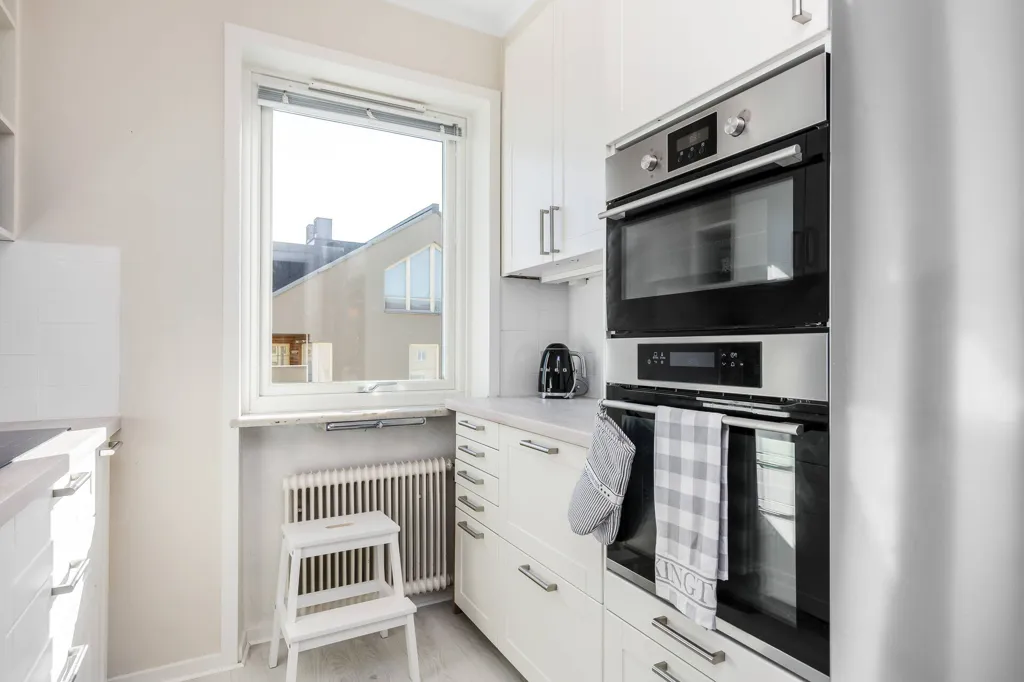 Cuisine - Stylish Apartment with Balcony in Central Strängnäs