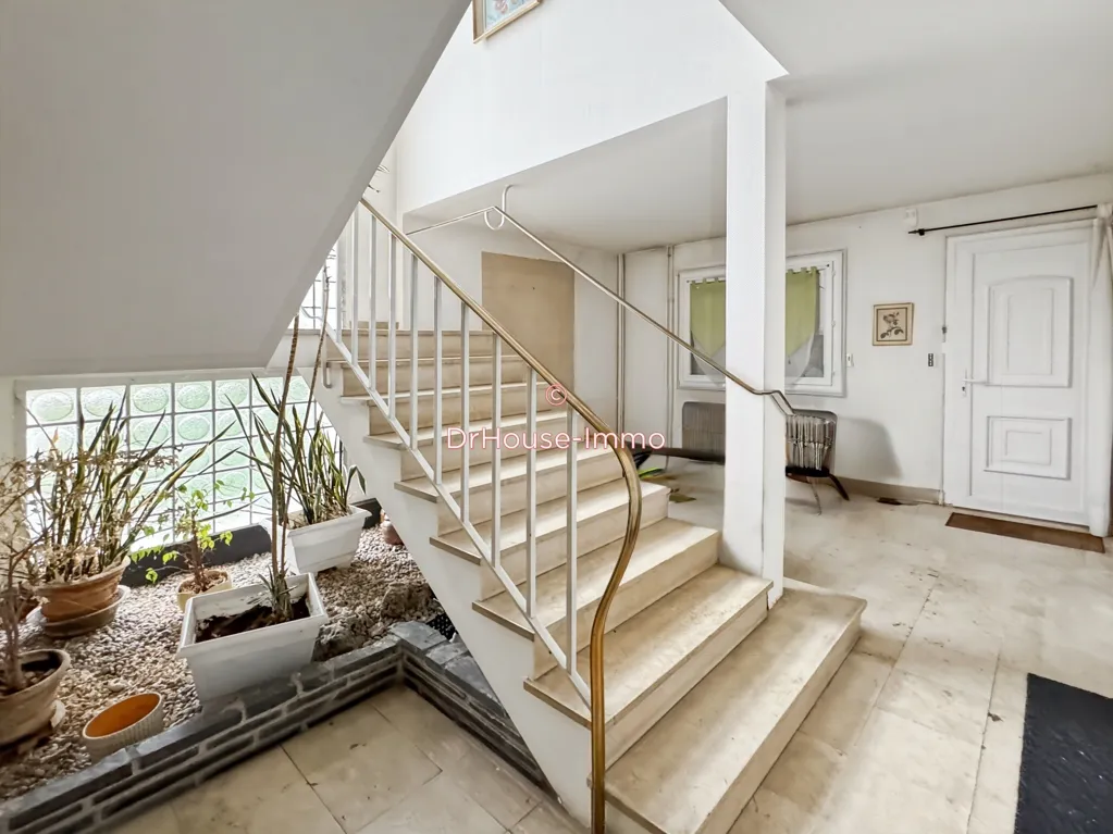 Pièces - Maison avec Local Commercial à Trelissac