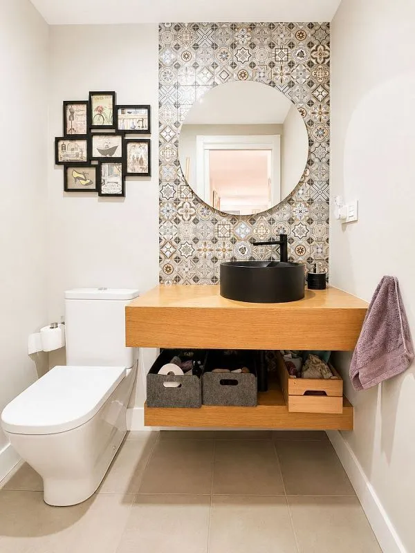 Bathrooms - Chalet with Terrace in Oleiros
