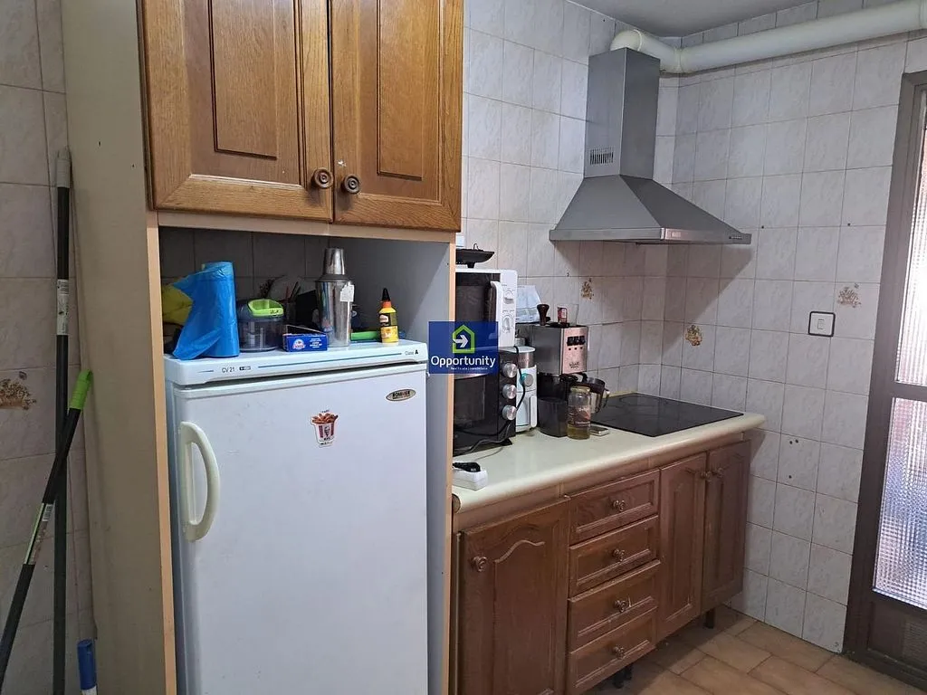 Kitchen - Apartment with Terrace in Pajaritos, Seville