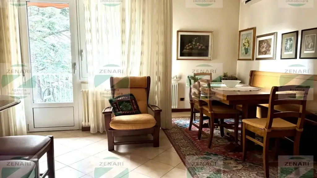 Sala da pranzo - Apartment with Balconies in Central Mezzolombardo