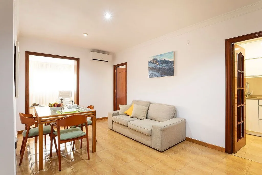 Séjour - 3-Bedroom Apartment with Views in Barcelona