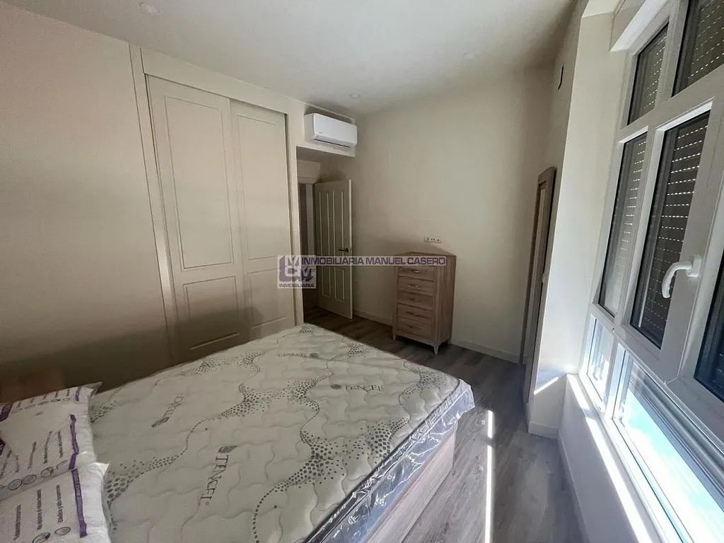 Chambres - Modernised Studio with Garage in Monumental City