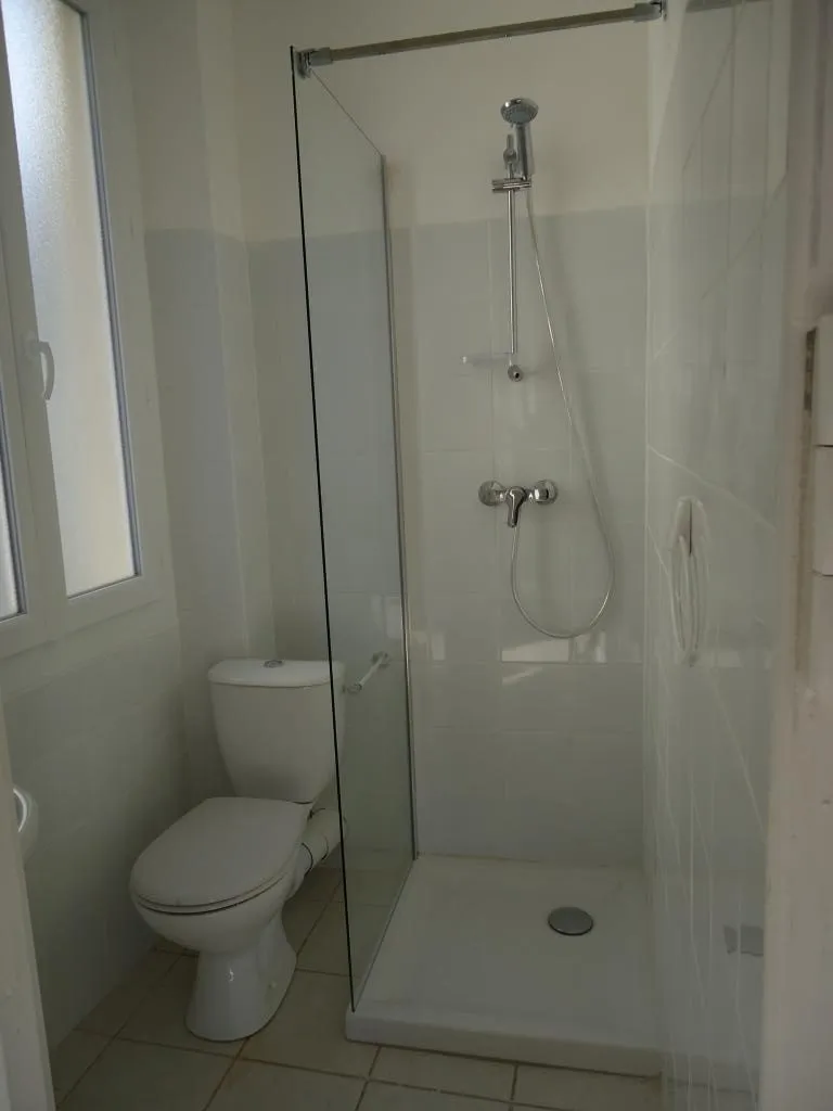 Salles de bain - Studio au Coeur de Sorède dans Maison de Village