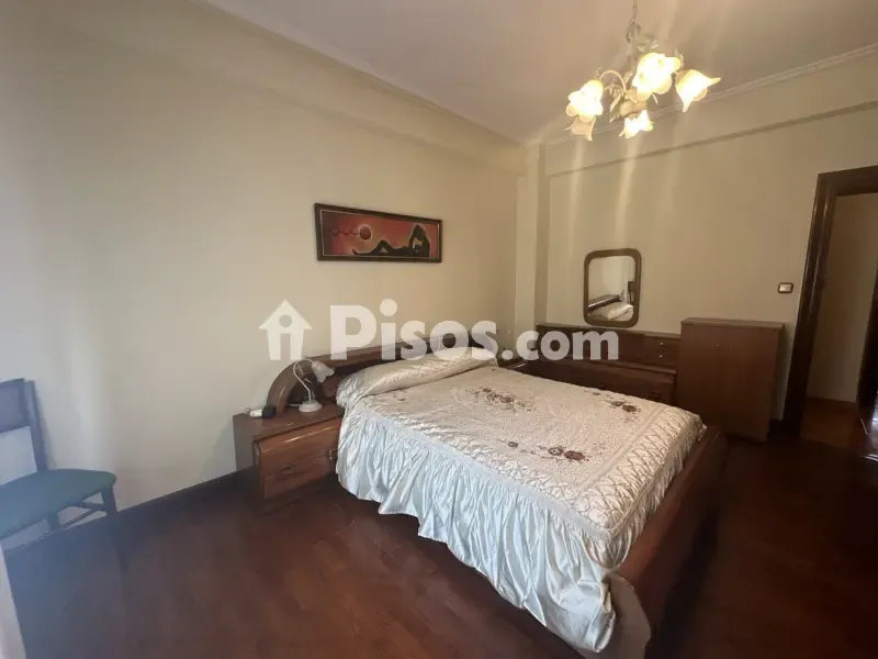 Magamistoad - Spacious Student Flat with Metro Access in San Ignacio
