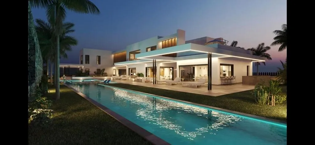 Bassein - Residential Plot with Golf Course Proximity in Adeje