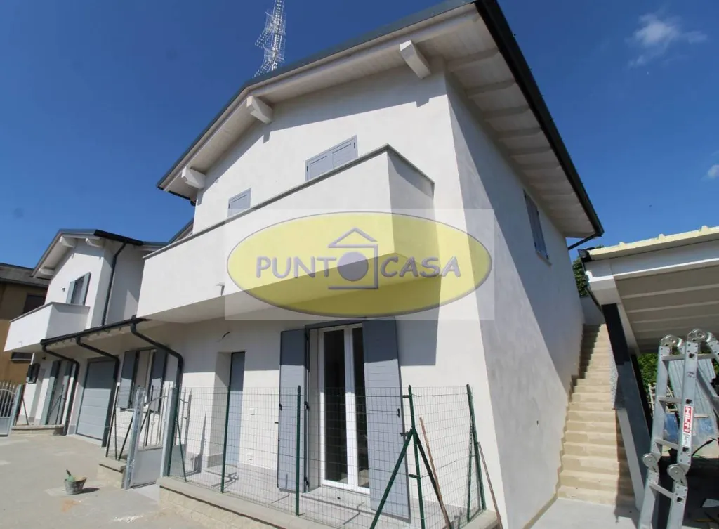 Välivaade - New Triplex Villa with Private Garden in Borghetto Lodigiano
