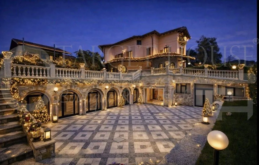 Extérieur - Lakefront Villa with Private Garden in Verbania
