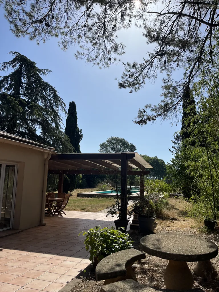 Terrace - 6-Bedroom House with Pool on Wooded Plot in Calm Area