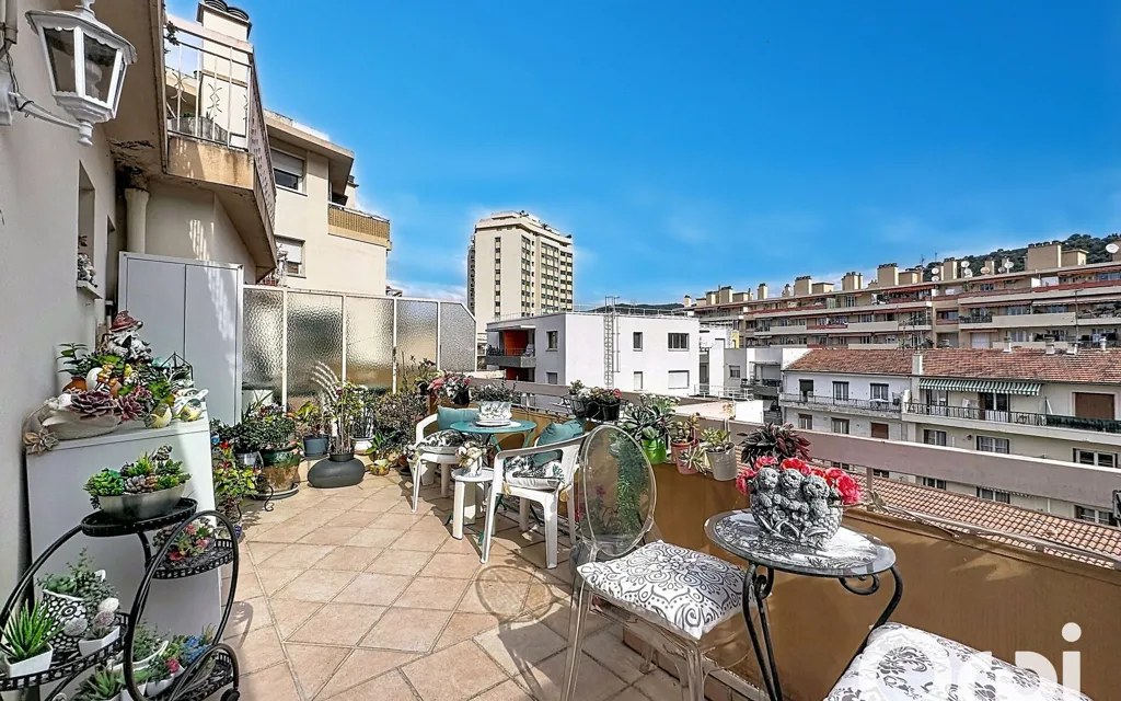 Terrass - Occupied Viager Flat with Terrace in Nice