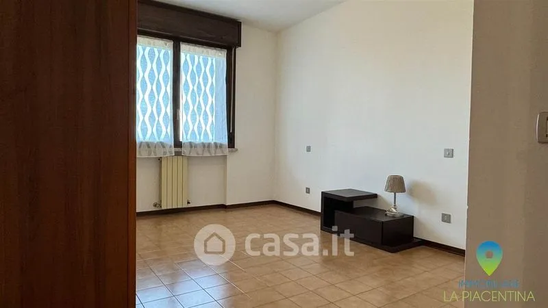 Magamistoad - Spacious Student Flat near University in Piacenza