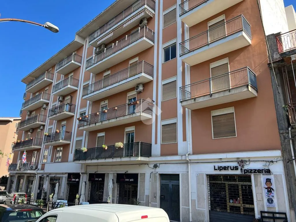 Välivaade - Modernised Apartment with Balcony in Giarre