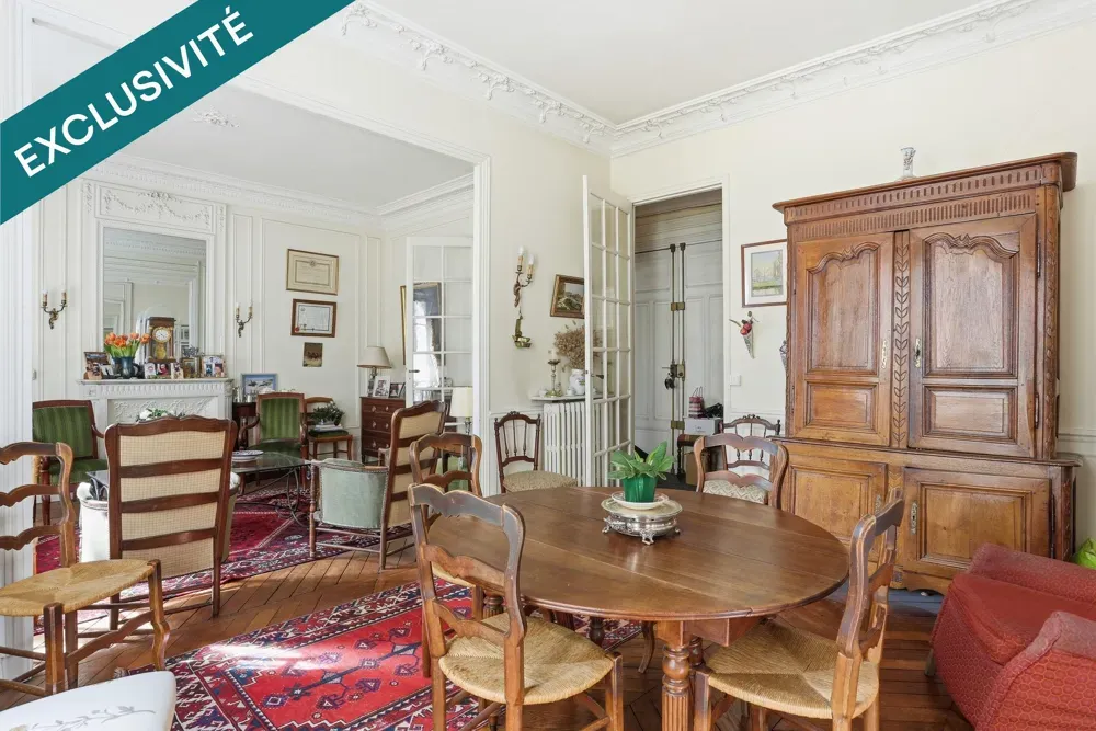 Salle à manger - Appartement Lumineux avec 3 Chambres à Paris 16e